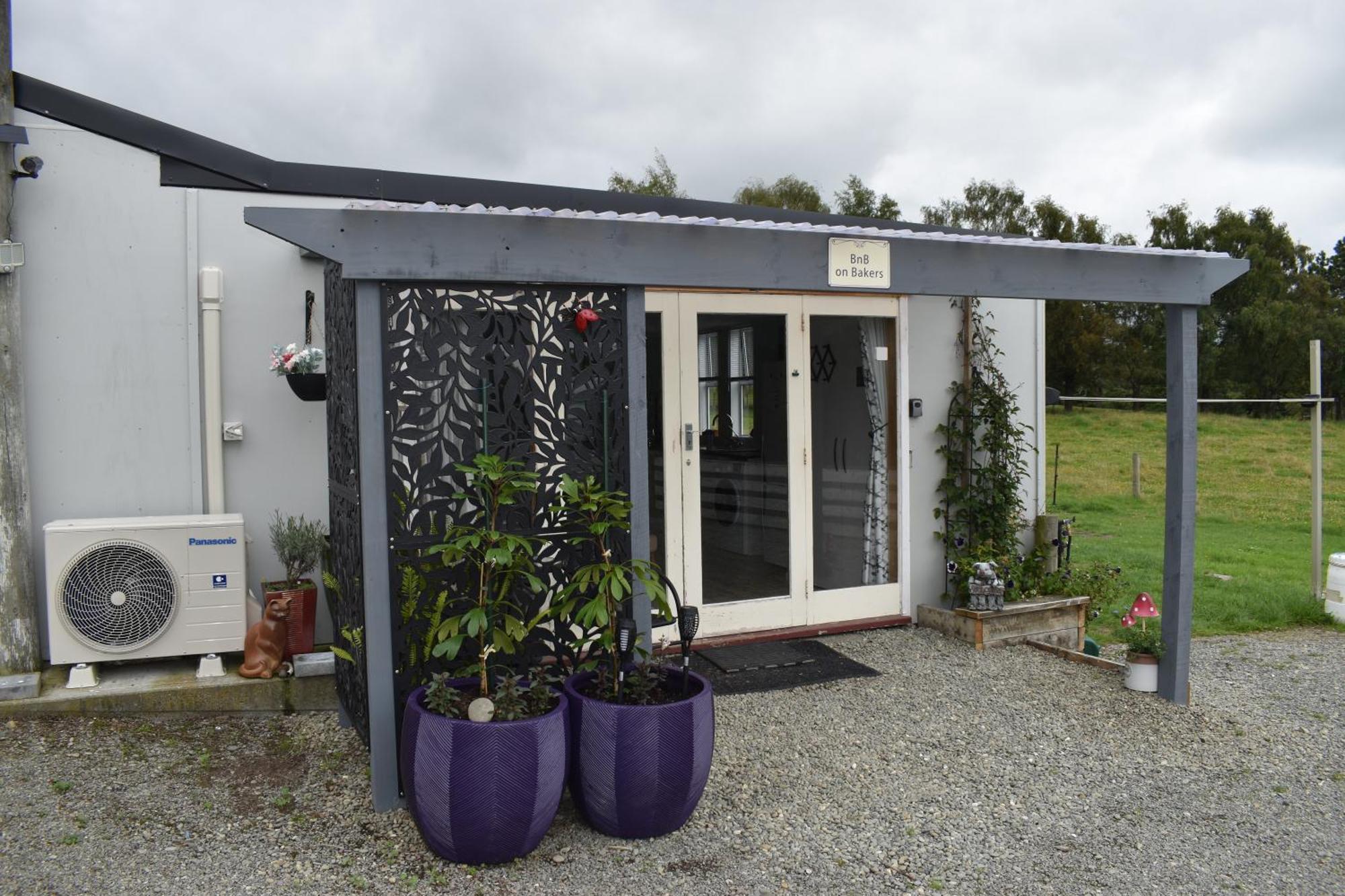 Bnb On Bakers Waimate エクステリア 写真